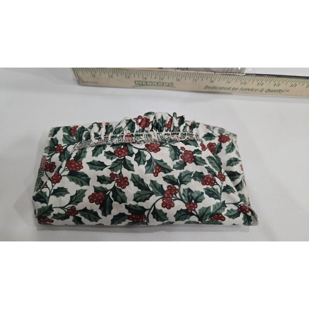 Longaberger holly berry